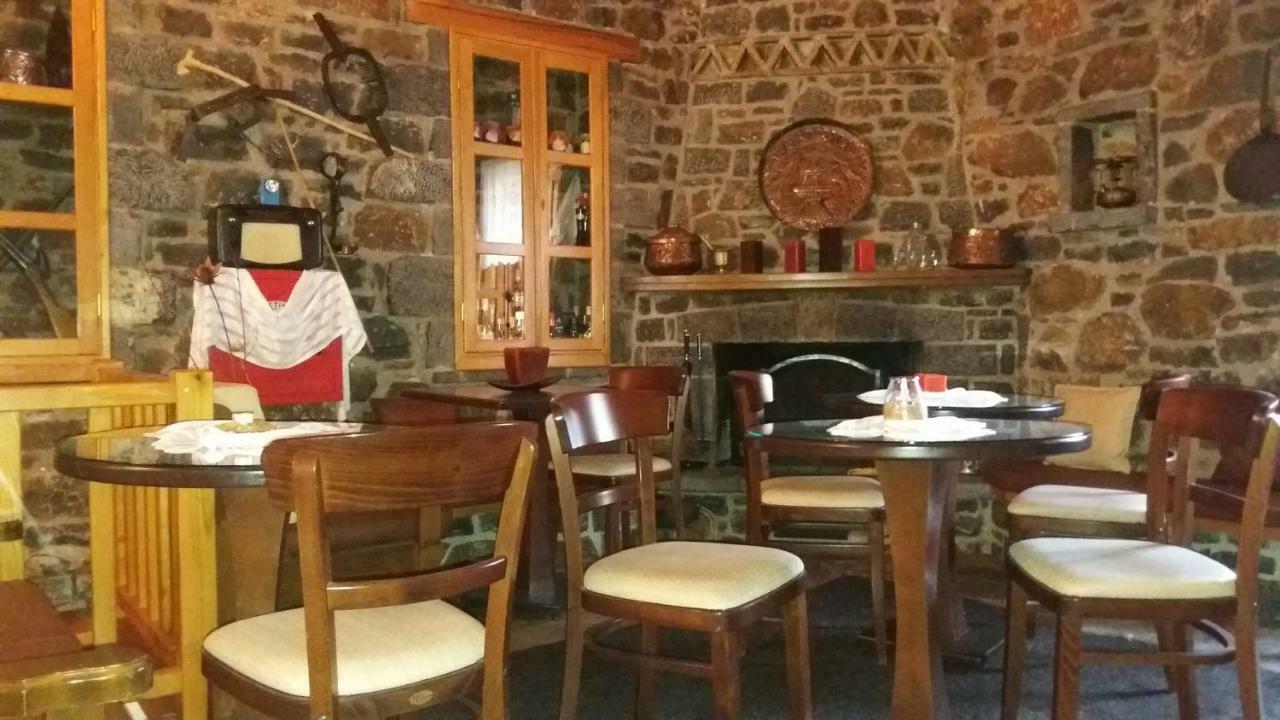 Antoniou Guesthouse Kastanitsa Extérieur photo