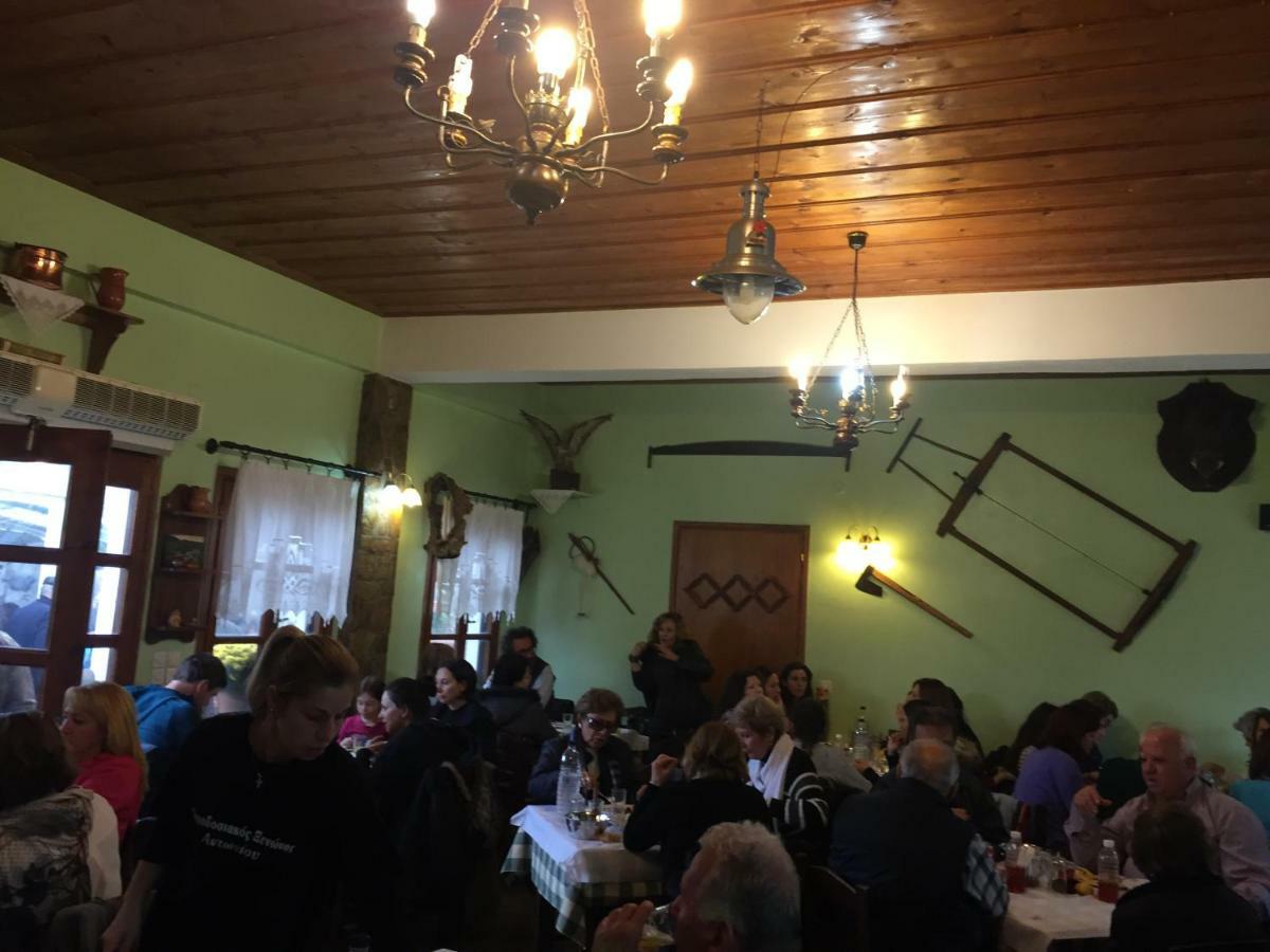 Antoniou Guesthouse Kastanitsa Extérieur photo